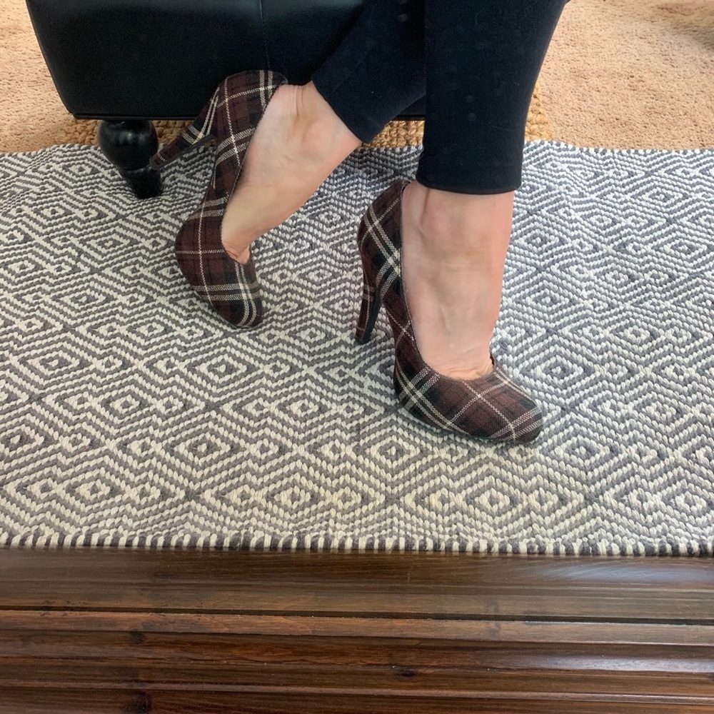 Plaid heels